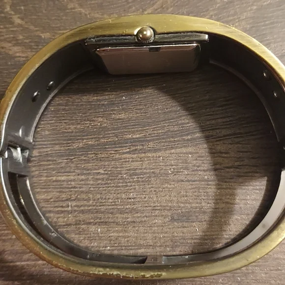 Bracelet Watch - Picture 8 of 9